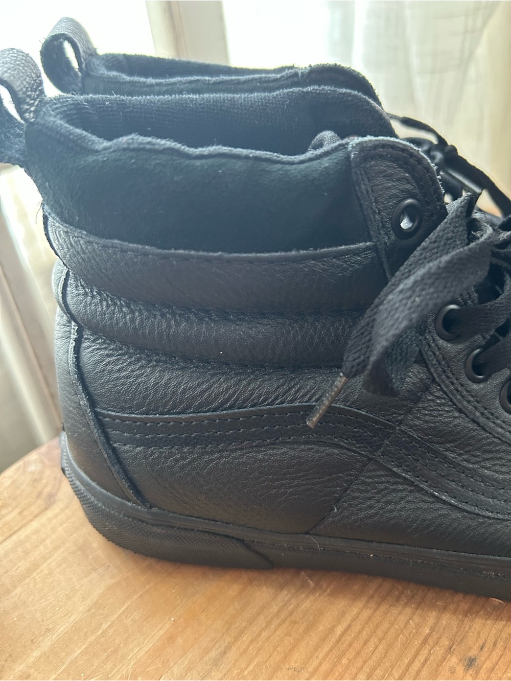 Vans Men's Sk8-Hi Leather High-Top Sneakers - Black men's 9 women's 10.5 Retro - Picture 4 of 12